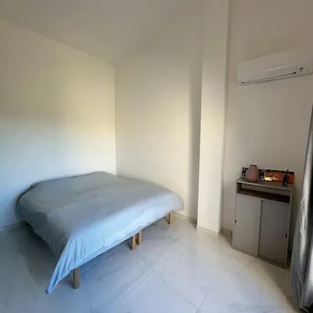 Appartement T2 Duplex Climatise Et Renove Avec Terrasses - Port Hyères